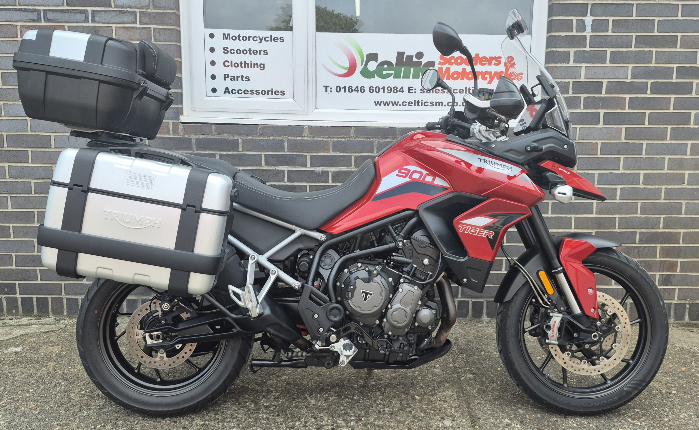 Triumph  Tiger 900 GT Pro